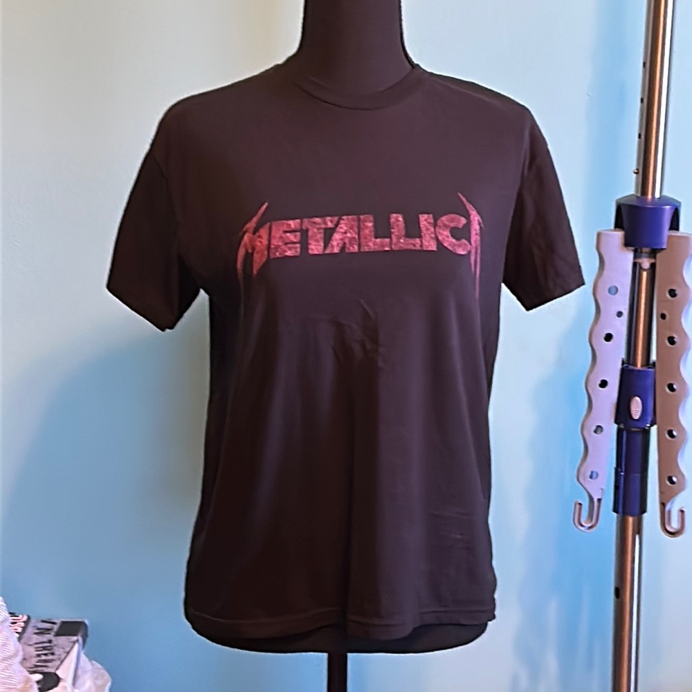 Metallica Medium Black Tee EUC